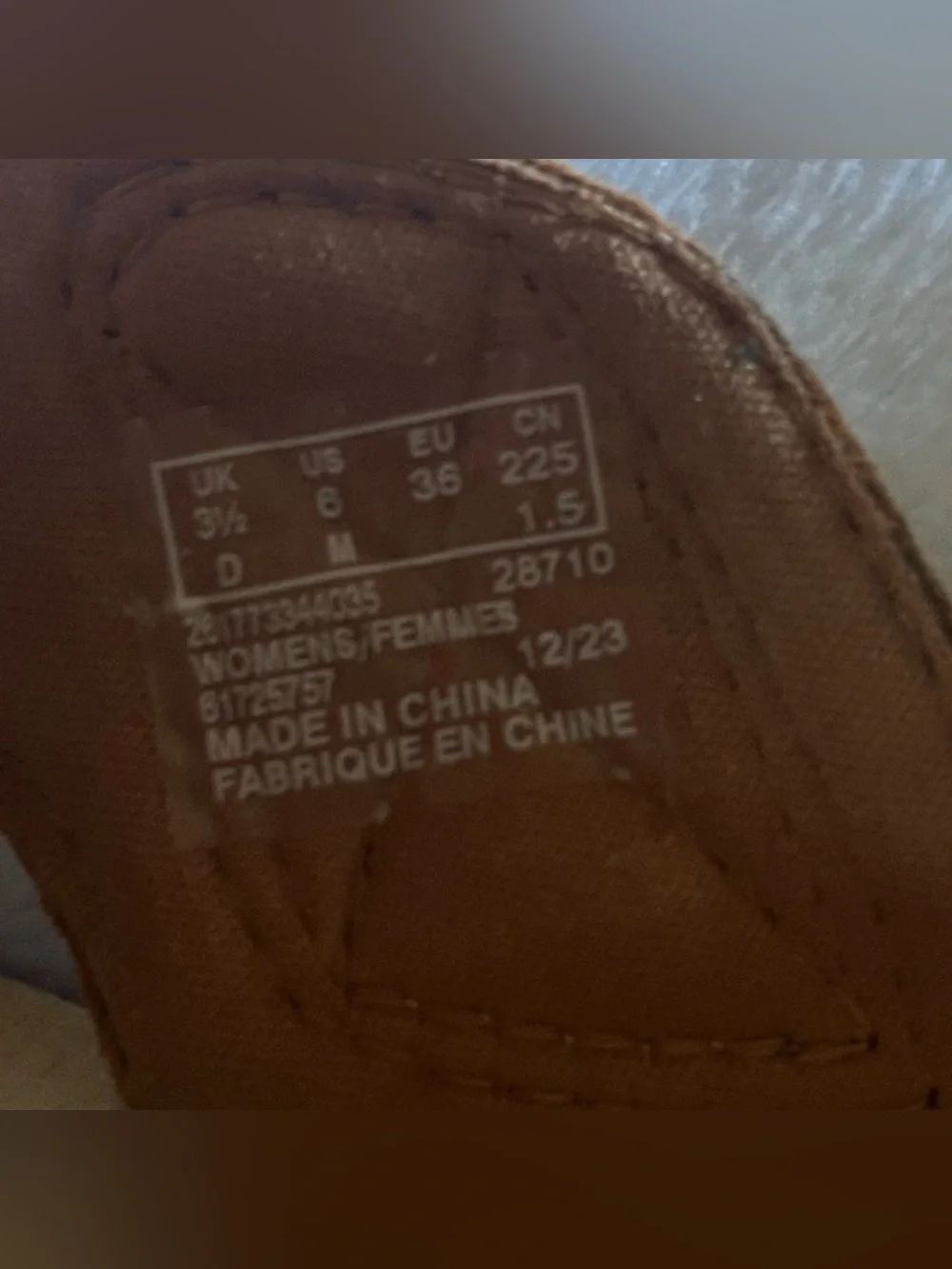 Clarks Women's Brown Leather Adjustable Strap Sandals Lauriann Cara size 6